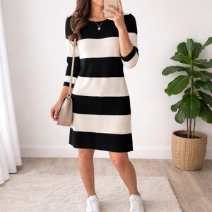 Gap Black White Striped Sweater Dress Knit 3/4 Sleeve Midi Women’s Medium